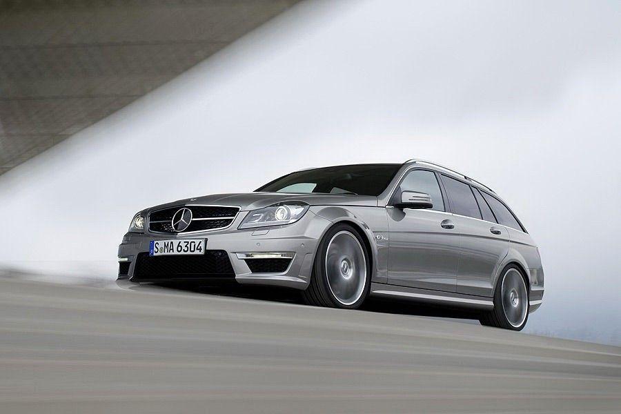  Mercedes-Benz C63 AMG 2012 года  (фото 38 из 40)